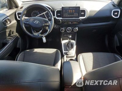 Zdjęcie 8 z 13 samochodu: 2022 HYUNDAI VENUE LIMITED VIN:KMHRC8A31NU179893 - miniatura