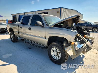 Czwarte zdjęcie samochodu z boku: 2003 CHEVROLET SILVERADO K2500 HEAVY DUTY VIN:1GCHK23U63F214516 - miniatura