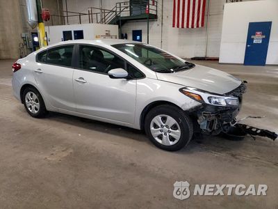 Czwarte zdjęcie samochodu z boku: 2017 KIA FORTE LX VIN:3KPFK4A78HE031278 - miniatura