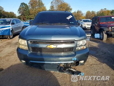 Piąte zdjęcie samochodu w środku: 2010 CHEVROLET TAHOE K1500 LT VIN:1GNUKBE04AR162895 - miniatura