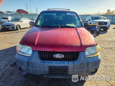 Piąte zdjęcie samochodu w środku: 2005 FORD ESCAPE XLT VIN:1FMYU93195DA14118 - miniatura