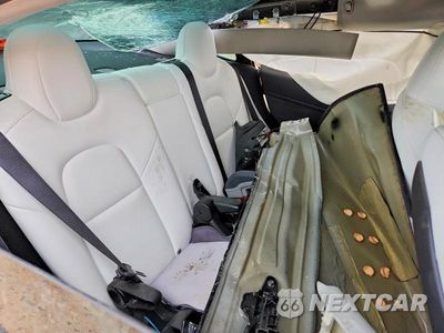 Zdjęcie 10 z 12 samochodu: 2023 TESLA MODEL 3 VIN:5YJ3E1EA8PF704304 - miniatura