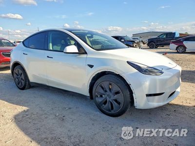 Czwarte zdjęcie samochodu z boku: 2025 TESLA MODEL Y VIN:7SAYGDED0SA378955 - miniatura