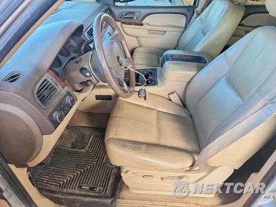 Zdjęcie 7 z 13 samochodu: 2011 CHEVROLET SUBURBAN K1500 LT VIN:1GNSKJE31BR209829 - miniatura