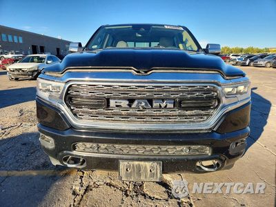 Piąte zdjęcie samochodu w środku: 2019 RAM 1500 LIMITED VIN:1C6SRFHTXKN669809 - miniatura