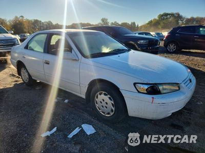Czwarte zdjęcie samochodu z boku: 1997 TOYOTA CAMRY LE VIN:4T1BG22K8VU775821 - miniatura