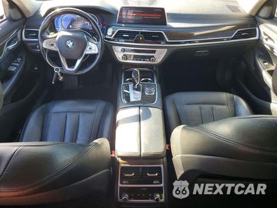 Zdjęcie 8 z 12 samochodu: 2019 BMW 740 XI VIN:WBA7E4C51KGV28605 - miniatura