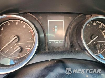 Zdjęcie 9 z 12 samochodu: 2019 TOYOTA CAMRY SE VIN:4T1B11HK8KU811814 - miniatura