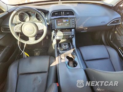 Zdjęcie 8 z 13 samochodu: 2017 JAGUAR XE PREMIUM VIN:SAJAJ4BVXHA952416 - miniatura