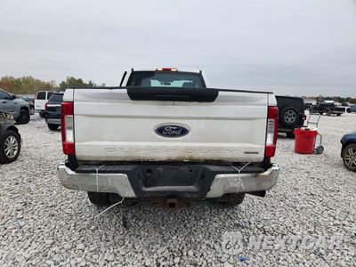 Zdjęcie 6 z 12 samochodu: 2017 FORD F250 SUPER DUTY VIN:1FTBF2B62HED30628 - miniatura