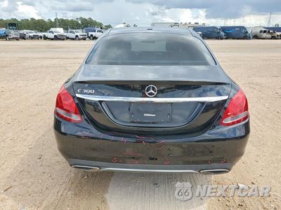 Zdjęcie 6 z 12 samochodu: 2015 MERCEDES-BENZ C 300 VIN:55SWF4JB7FU082608 - miniatura