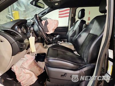 Zdjęcie 7 z 14 samochodu: 2019 DODGE GRAND CARAVAN SXT VIN:2C4RDGCG9KR773152 - miniatura