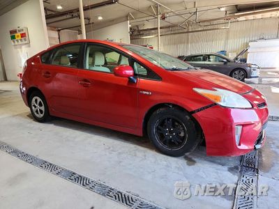 Czwarte zdjęcie samochodu z boku: 2013 TOYOTA PRIUS THREE VIN:JTDKN3DU0D1616001 - miniatura