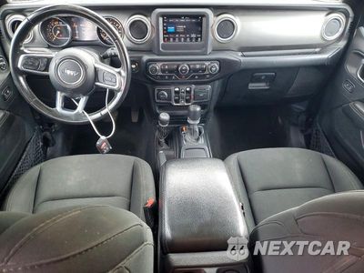 Zdjęcie 8 z 13 samochodu: 2021 JEEP WRANGLER UNLIMITED SAHARA VIN:1C4HJXEN4MW622021 - miniatura