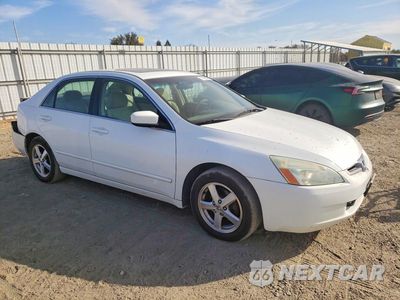 Czwarte zdjęcie samochodu z boku: 2004 HONDA ACCORD EX VIN:1HGCM56614A056332 - miniatura