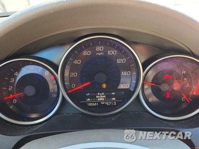Zdjęcie 9 z 12 samochodu: 2008 ACURA RL VIN:JH4KB16648C003366 - miniatura
