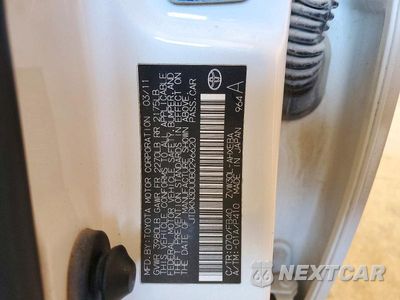 Zdjęcie 12 z 12 samochodu: 2011 TOYOTA PRIUS THREE VIN:JTDKN3DU0B0296620 - miniatura