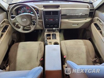 Zdjęcie 8 z 13 samochodu: 2008 JEEP LIBERTY VIN:1J8GP28K58W214530 - miniatura