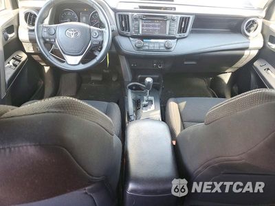 Zdjęcie 8 z 13 samochodu: 2017 TOYOTA RAV4 XLE VIN:2T3RFREV2HW635369 - miniatura