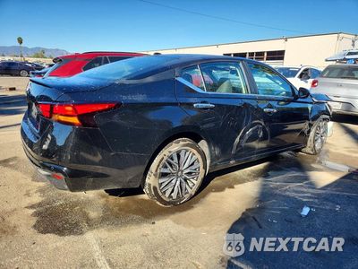 Trzecie zdjęcie samochodu z tyłu: 2025 NISSAN ALTIMA SV VIN:1N4BL4DV8SN384053 - miniatura
