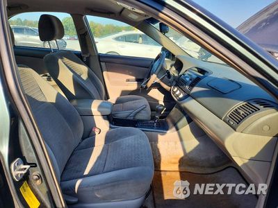 Zdjęcie 7 z 12 samochodu: 2005 TOYOTA CAMRY LE VIN:4T1BE30K65U431287 - miniatura