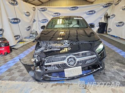 Piąte zdjęcie samochodu w środku: 2020 MERCEDES-BENZ A 220 4MATIC VIN:W1K3G4FB2LJ210645 - miniatura