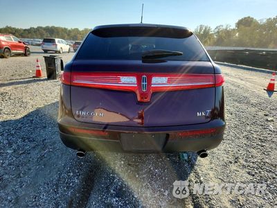 Zdjęcie 6 z 14 samochodu: 2019 LINCOLN MKT VIN:2LMHJ5AT6KBL02772 - miniatura