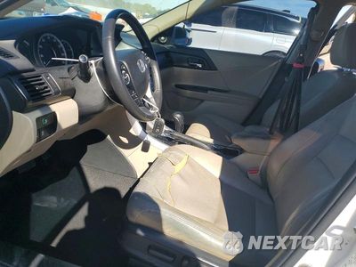 Zdjęcie 7 z 12 samochodu: 2013 HONDA ACCORD TOURING VIN:1HGCR3F96DA032933 - miniatura
