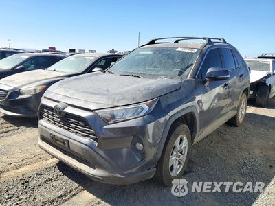 2019 TOYOTA RAV4 XLE 2T3W1RFV1KC003326 - główne zdjęcie licytacji z USA - miniatura