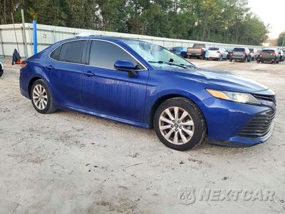 Czwarte zdjęcie samochodu z boku: 2018 TOYOTA CAMRY LE VIN:4T1B11HK8JU612440 - miniatura
