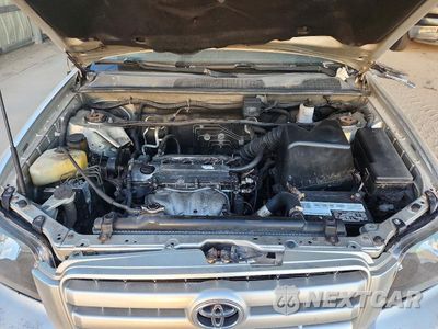 Zdjęcie 12 z 13 samochodu: 2006 TOYOTA HIGHLANDER BASE VIN:JTEDD21A160132729 - miniatura