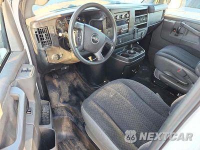 Zdjęcie 8 z 12 samochodu: 2018 GMC SAVANA 2500 CARGO DELIVERY VAN VIN:1GTW7AFG2J1902497 - miniatura