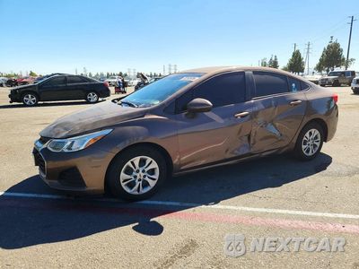 2019 CHEVROLET CRUZE LS 1G1BC5SM1K7128005 - główne zdjęcie licytacji z USA - miniatura