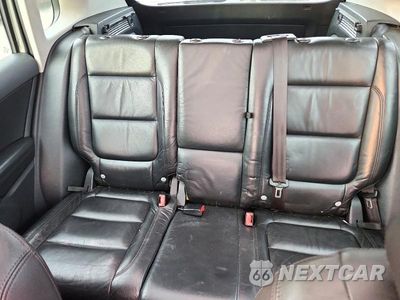 Zdjęcie 10 z 13 samochodu: 2011 VOLKSWAGEN TIGUAN S VIN:WVGBV7AX3BW506349 - miniatura