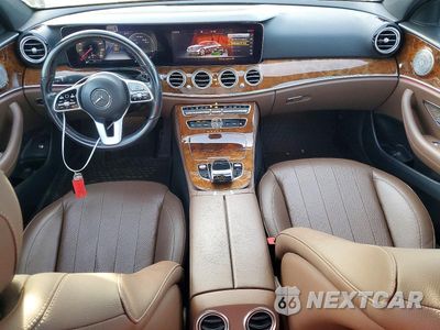Zdjęcie 8 z 12 samochodu: 2020 MERCEDES-BENZ E 350 4MATIC VIN:WDDZF8EB9LA719475 - miniatura