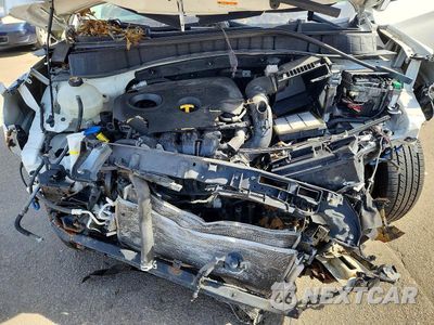 Zdjęcie 12 z 13 samochodu: 2020 HYUNDAI TUCSON SE VIN:KM8J2CA40LU113960 - miniatura