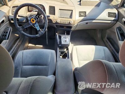 Zdjęcie 8 z 12 samochodu: 2011 HONDA CIVIC GX VIN:19XFA4F53BE000263 - miniatura