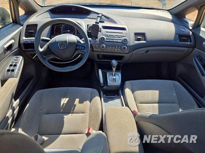 Zdjęcie 8 z 12 samochodu: 2008 HONDA CIVIC LX VIN:2HGFA16568H313689 - miniatura
