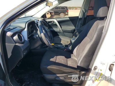 Zdjęcie 7 z 13 samochodu: 2016 TOYOTA RAV4 LE VIN:JTMZFREV9GJ091482 - miniatura