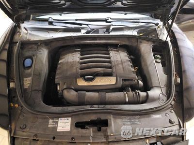 Zdjęcie 12 z 14 samochodu: 2010 PORSCHE CAYENNE VIN:WP1AA2AP7ALA05851 - miniatura