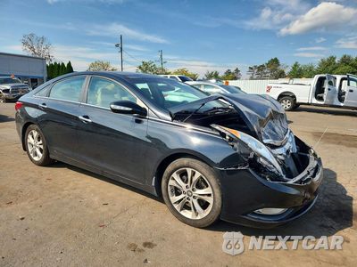 Czwarte zdjęcie samochodu z boku: 2012 HYUNDAI SONATA LIMITED VIN:5NPEC4AC3CH429038 - miniatura