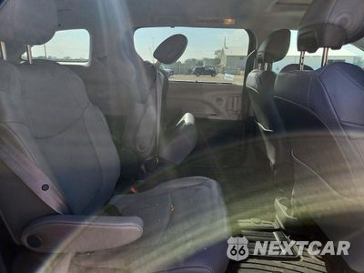 Zdjęcie 11 z 13 samochodu: 2021 TOYOTA SIENNA XLE VIN:5TDJRKECXMS048925 - miniatura