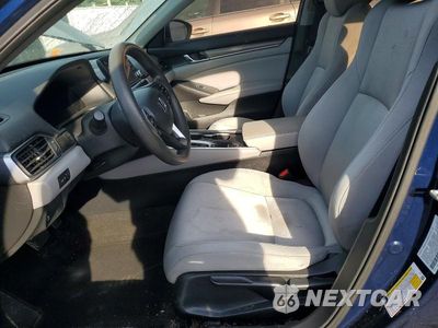 Zdjęcie 7 z 12 samochodu: 2018 HONDA ACCORD LX VIN:1HGCV1F13JA059190 - miniatura