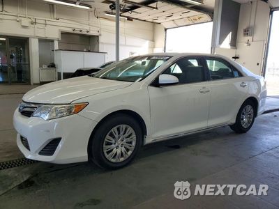 2014 TOYOTA CAMRY LE 4T1BF1FK6EU422114 - główne zdjęcie licytacji z USA - miniatura