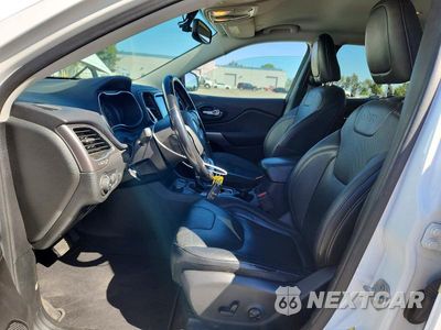 Zdjęcie 7 z 13 samochodu: 2019 JEEP CHEROKEE LIMITED VIN:1C4PJMDX2KD488888 - miniatura
