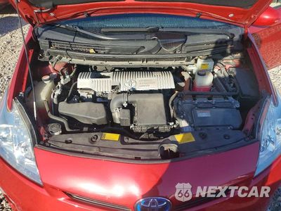 Zdjęcie 11 z 12 samochodu: 2014 TOYOTA PRIUS THREE VIN:JTDKN3DU9E0385929 - miniatura