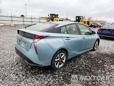 Trzecie zdjęcie samochodu z tyłu: 2016 TOYOTA PRIUS THREE TOURING VIN:JTDKARFUXG3503354 - miniatura