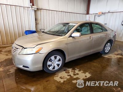 2007 TOYOTA CAMRY LE 4T1BE46K17U080840 - główne zdjęcie licytacji z USA - miniatura
