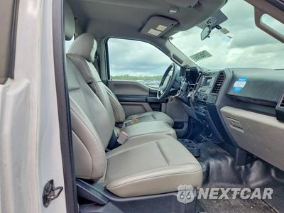 Zdjęcie 10 z 12 samochodu: 2018 FORD F150 VIN:1FTMF1CB9JKC97665 - miniatura