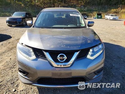 Piąte zdjęcie samochodu w środku: 2016 NISSAN ROGUE S VIN:JN8AT2MV0GW135133 - miniatura